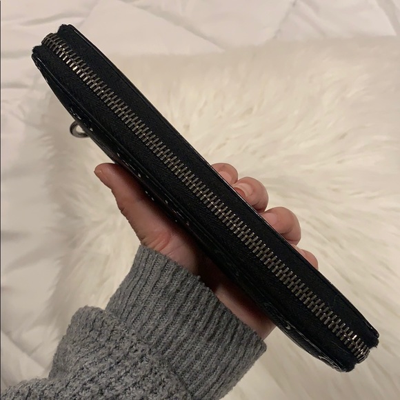 Auth Gucci Imprime zippy monogram wallet - Picture 6 of 11